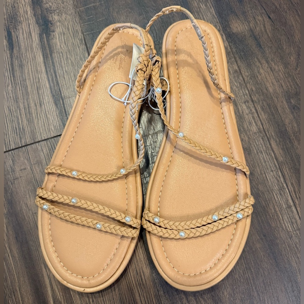 Universal Threads Tan Braided Sandals with Pearls NWT size 11